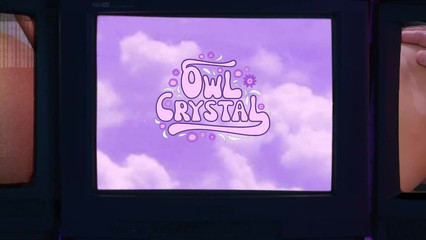 Футджоб – молодая блондинка Owl Crystal дрочит член ногами